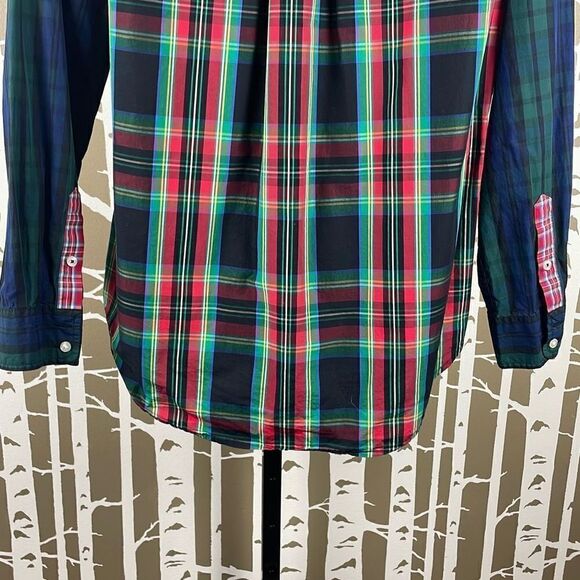 Vineyard Vines Relaxed Fit Mixed Plaid Button Front Shirt 10 - Picture 7 of 8